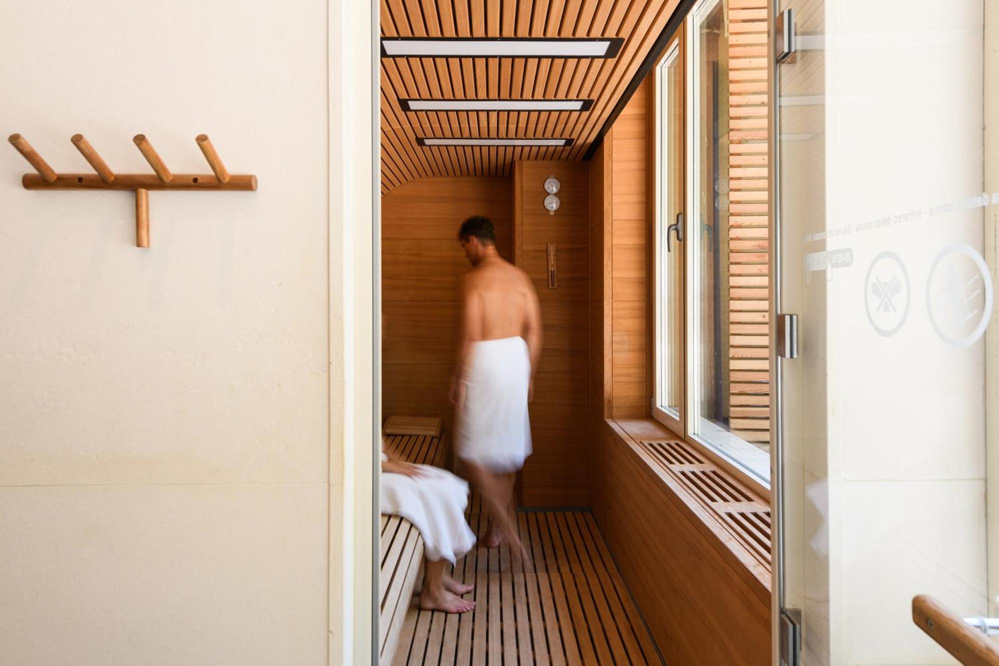 Hotel Laguna Deluxe - Terme Krka Strunjan Bagian luar foto