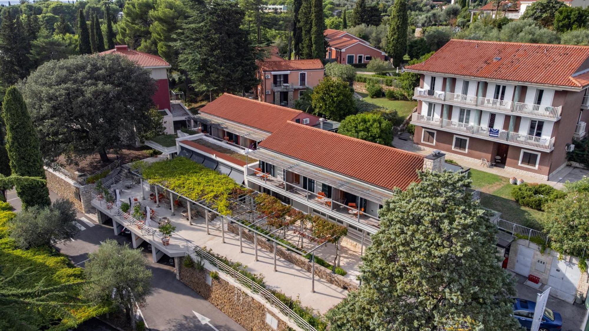 Hotel Laguna Deluxe - Terme Krka Strunjan Bagian luar foto