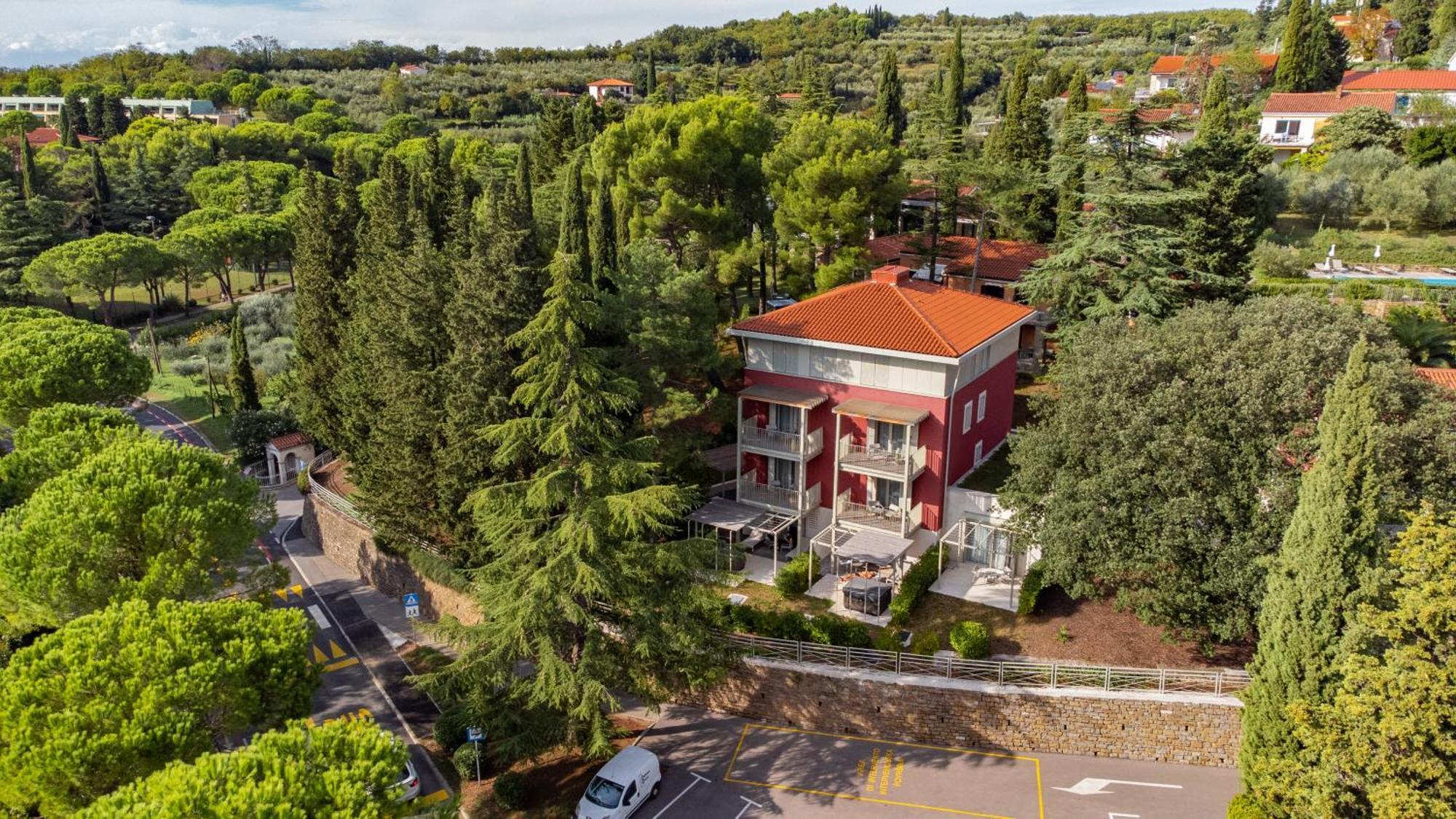 Hotel Laguna Deluxe - Terme Krka Strunjan Bagian luar foto